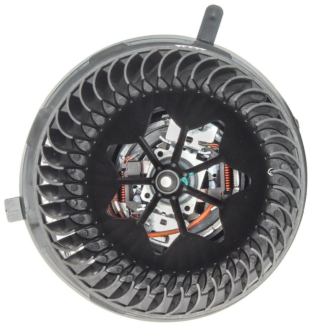 Clevite 77 Heater Fan Motor, Behr®, With Integrated Regulator, With Cage – AB 149 000P