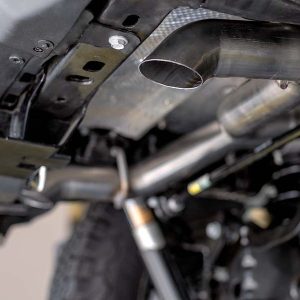MagnaFlow Exhaust System Kit, Rockcrawler Cat-Back System, Stainless Steel, With Muffler, 2-1/2 Inch Pipe Diameter – 15237
