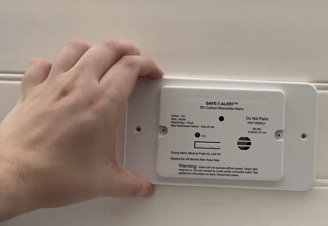 Mti Industry Carbon Monoxide Detector, Safe-T-Alert ™, Flush Mount Detector, Alerts to Leak with Beeping, Without Digital Display – 62-542-WT-MARINE