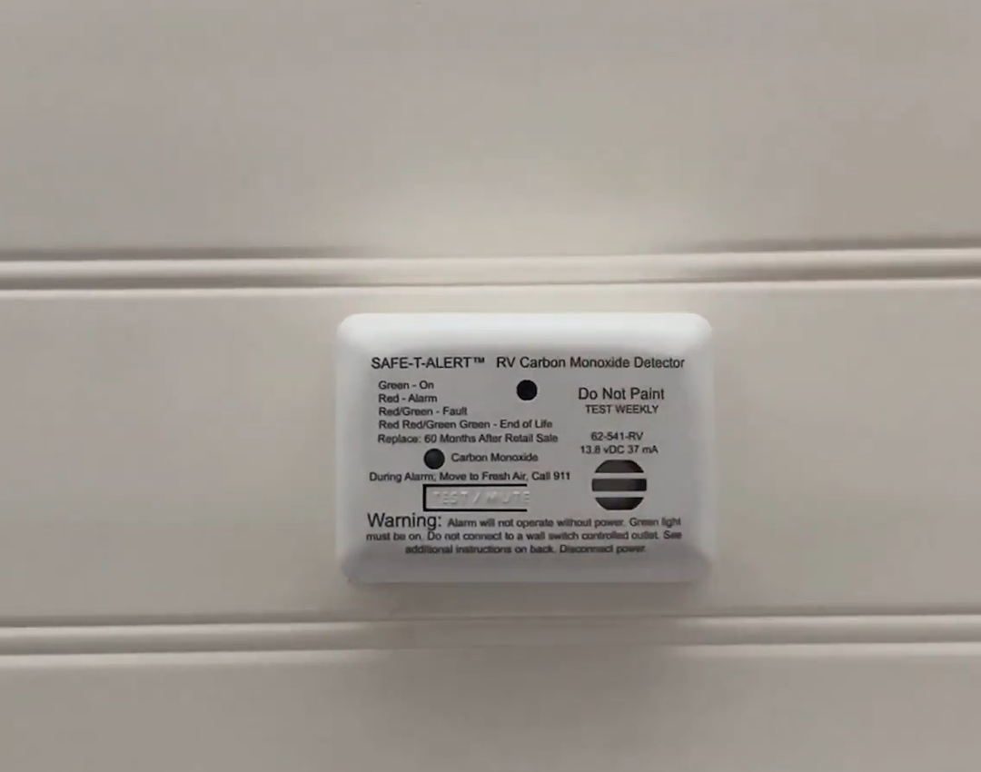 Mti Industry Carbon Monoxide Detector, Safe-T-Alert ™, Flush Mount Detector, Alerts to Leak with Beeping, Without Digital Display – 62-542-WT-TR