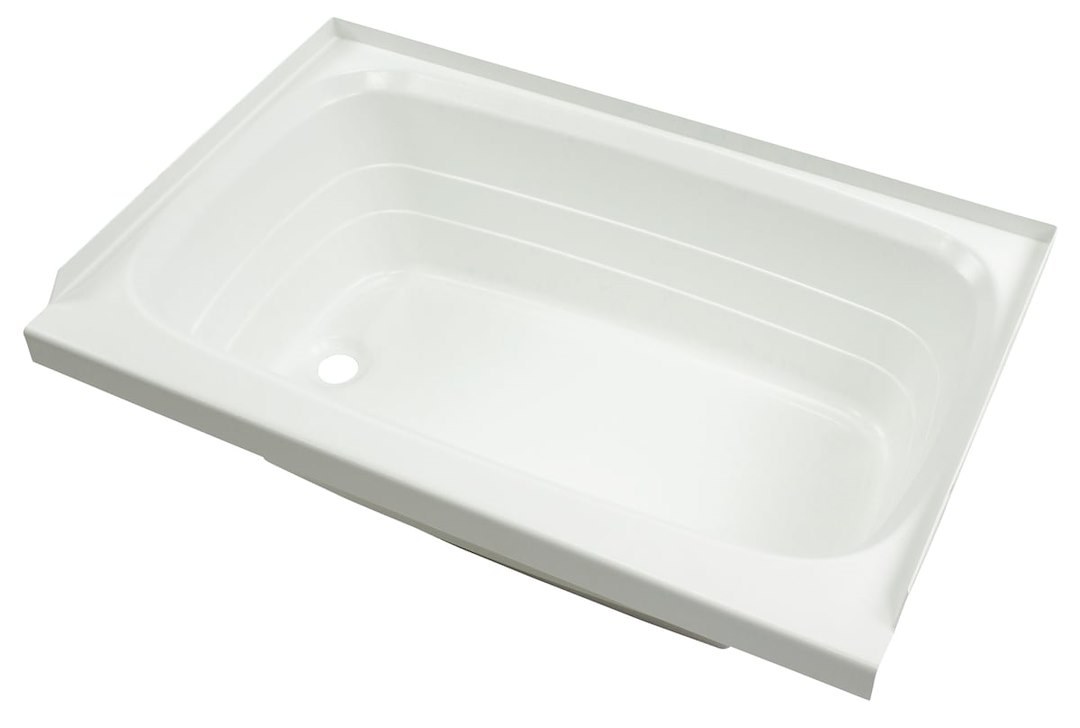 Lippert Components Bathtub, Better Bath, Standard Tub, 24 Inch X 36 Inch, With Threshold, Without Seat, Smooth Floor Surface, Left Hand Drain – 209653