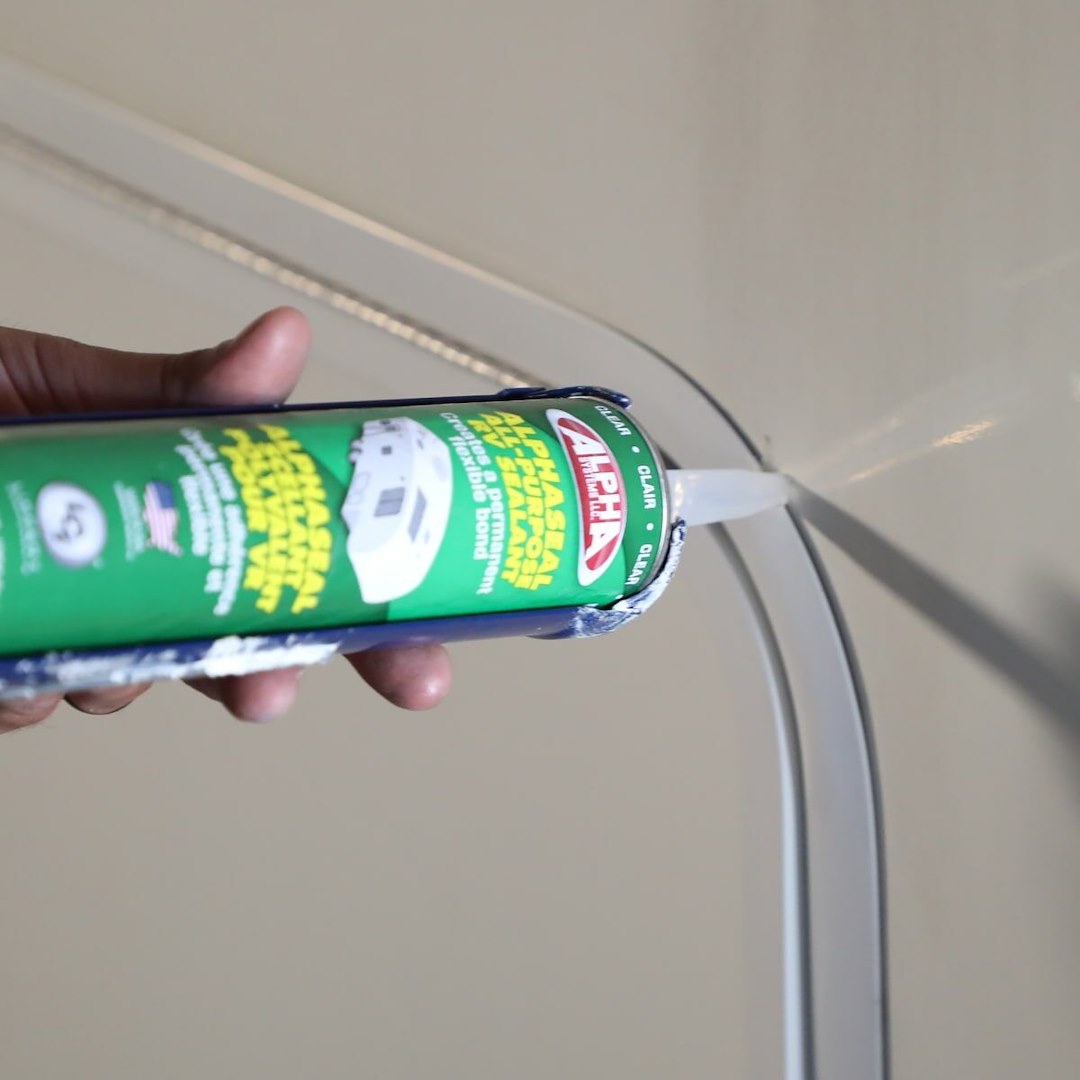 Lippert Components Caulk Sealant, N2100 Alphaseal, Alpha Systems N210005TLCI – 862224