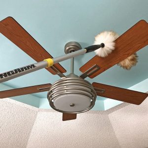 Mr. Longarm Car Duster, 12 Inch Length, Lambs Wool, With Handle – 0730