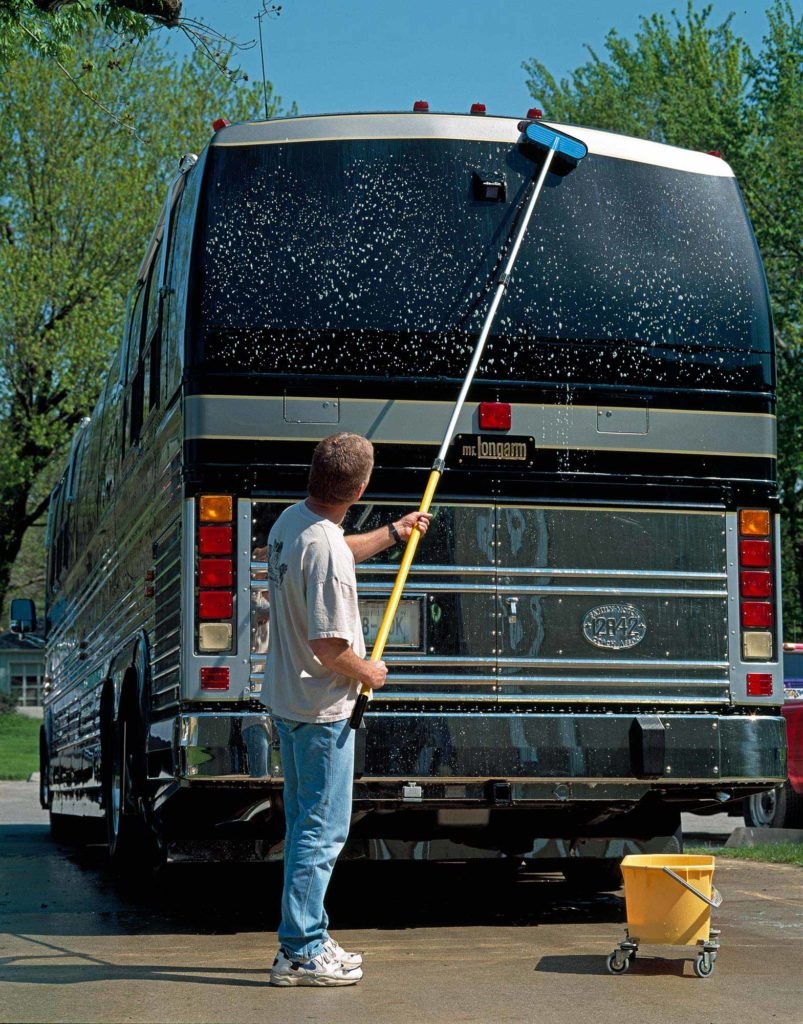 Mr. Longarm Extension Handle, Truck N Bus, Used with Standard Threaded Tools/ Flow-Thru Cleaning Brushes, Extendable – 2512