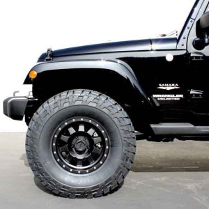 MaxTrac Suspension Lift Kit Suspension, 2-1/2 Inch Front Lift, 2 Inch Rear Lift, Without Shock Absorbers IN Kit – Shock Change Not Necessary – 839720