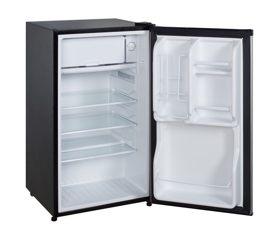 Magic Chef Refrigerator, Single Compartment Mini Refrigerator with Freezer, Portable, 3.5 Cubic Foot Capacity – MCBR350B2