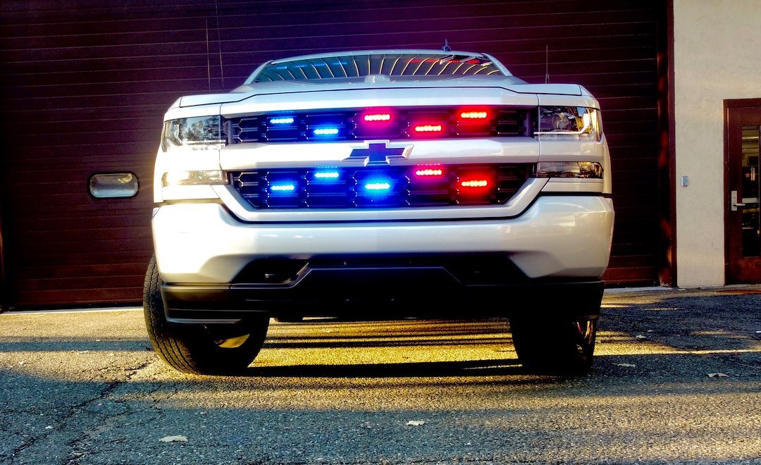 M Power Light Bar, Mpower® Fascia, LED Bulb, 4 Inch Length, 12 LED, Red and White, 9 to 32 Volt DC, 15 Flash Patterns, Dual Color – EMPSCG2SMS4D