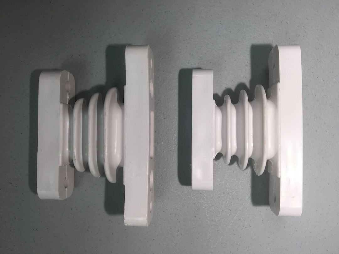 Morad Antenna Mount, M5, Split Mount Extension, For Use with M1 and M7 Split Mounts, White, Set of 2 – 9042
