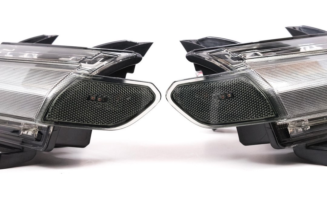 Morimoto Daytime Running Light – LED, Xb, Black Rectangular Housing, Smoked Lens, White DRL and Parking/ Sequential Amber Turn Signal – LF513