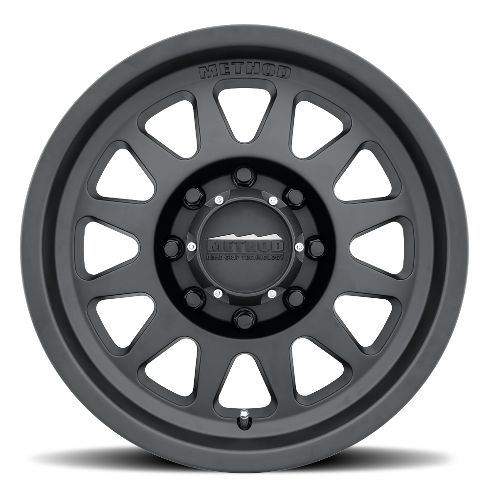 Method Race Wheels Wheel, 704 HD Trail Series, 17 Inch Diameter X 9 Inch Width, 8 X 170 Millimeter/ 8 X 6.69 Inch Bolt Pattern – MR70479087518H