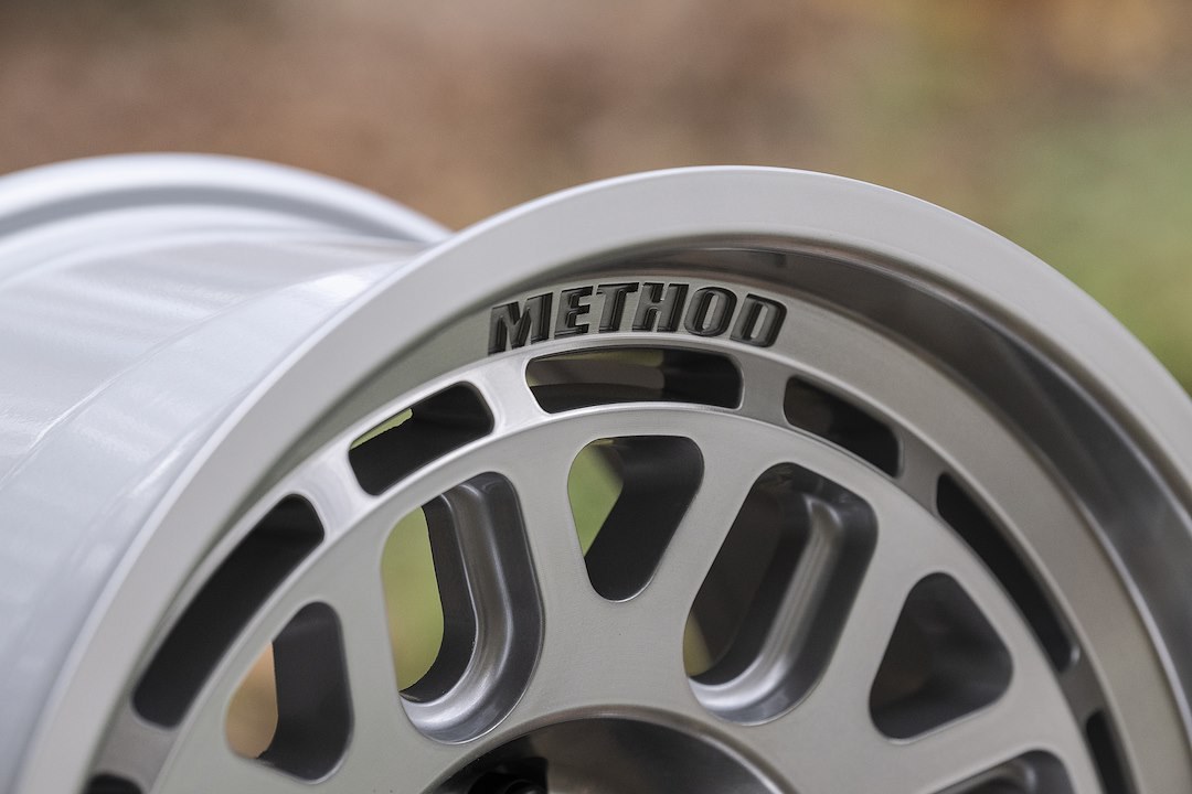 Method Race Wheels Wheel, 321 Street Series, 18 Inch Diameter X 9 Inch Width, 6 X 135 Millimeter/ 6 X 5.31 Inch Bolt Pattern – MR32189016318