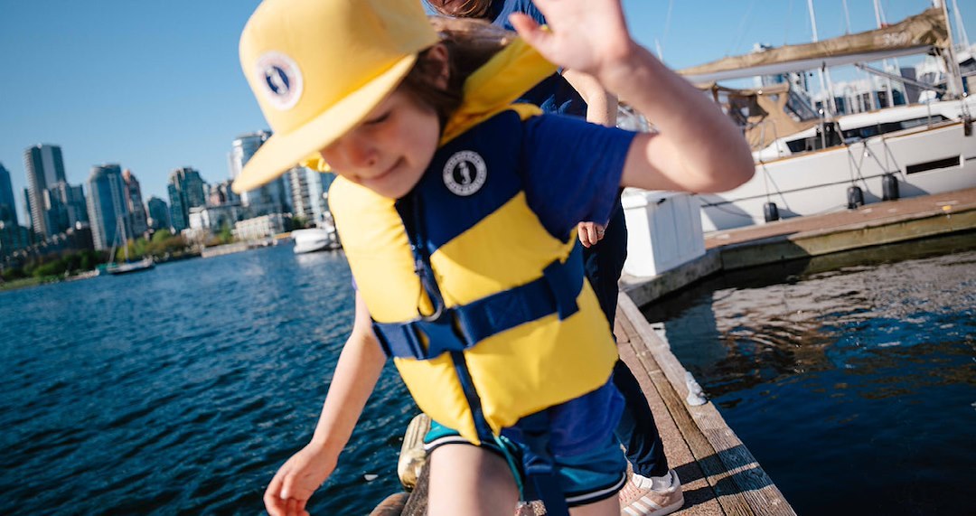 Mustang Surv Pfd – Personal Floatation Device, Lil Legends, Buoyancy Aid Life Vest, Child, Universal, For Body Weight 33 to 55 Pounds – MV3556-57-0