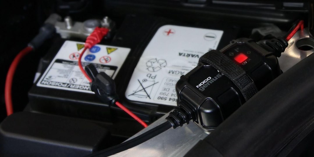 Noco Battery Charger, For 6 Volt/ 12 Volt Batteries, 120 Volt to 240 Volt AC/ 50 to 60 Hz, 9 Step Fully Automatic – GENIUS2