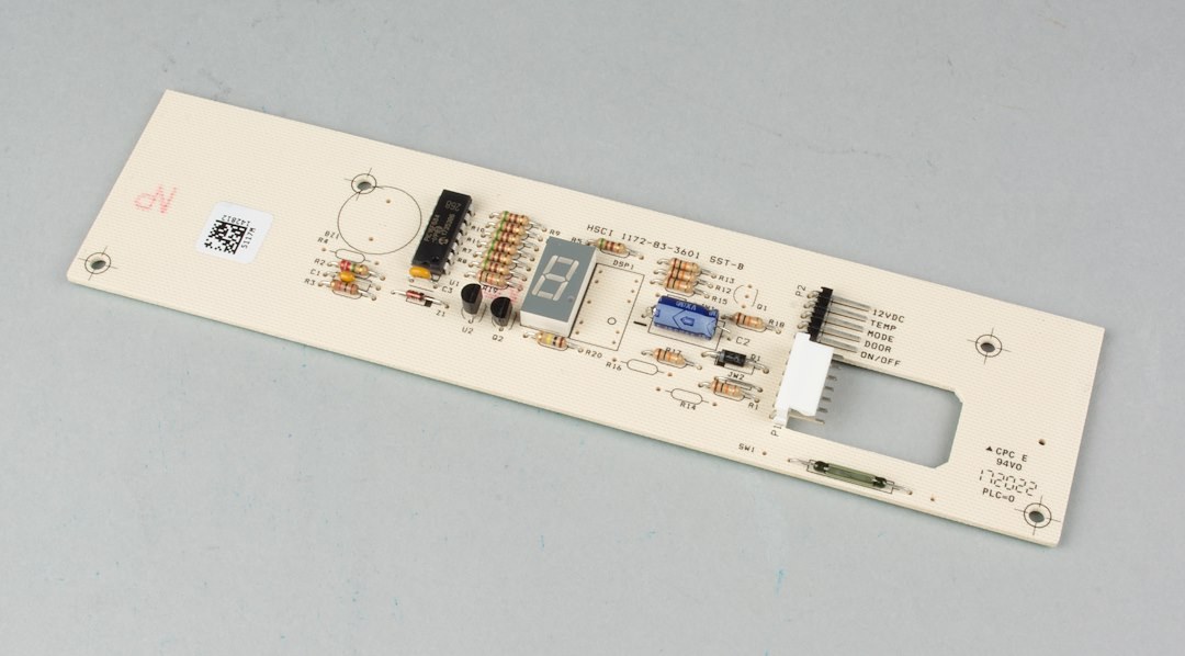 Norcold Refrigerator Optical Control Board, Replacement for Norcold N41X/ N51X Series Refrigerator (above Serial Number 9140559 and 9159956) – 628663