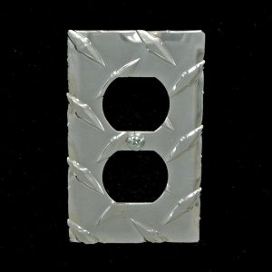 Owens Receptacle Cover, Racemate, Single Outlet, Diamond Tread, Silver, Aluminum – 39134