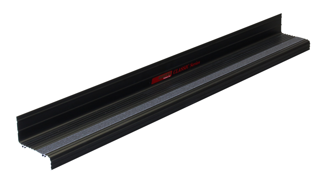 Owens Running Board, Classic Pro, Black, Extruded Aluminum, Unlighted, Mounting Bracket Required, 4 Inch Rise, Full Cab Length – OCF7481ACB-01