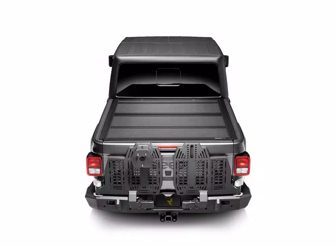 Rugged Ridge Bumper, Wingmate, Modular Design, Mounting Hardware Included, Compatible with OE Hitch, With D-Ring Mounts, With Light Cutouts – 11540.38
