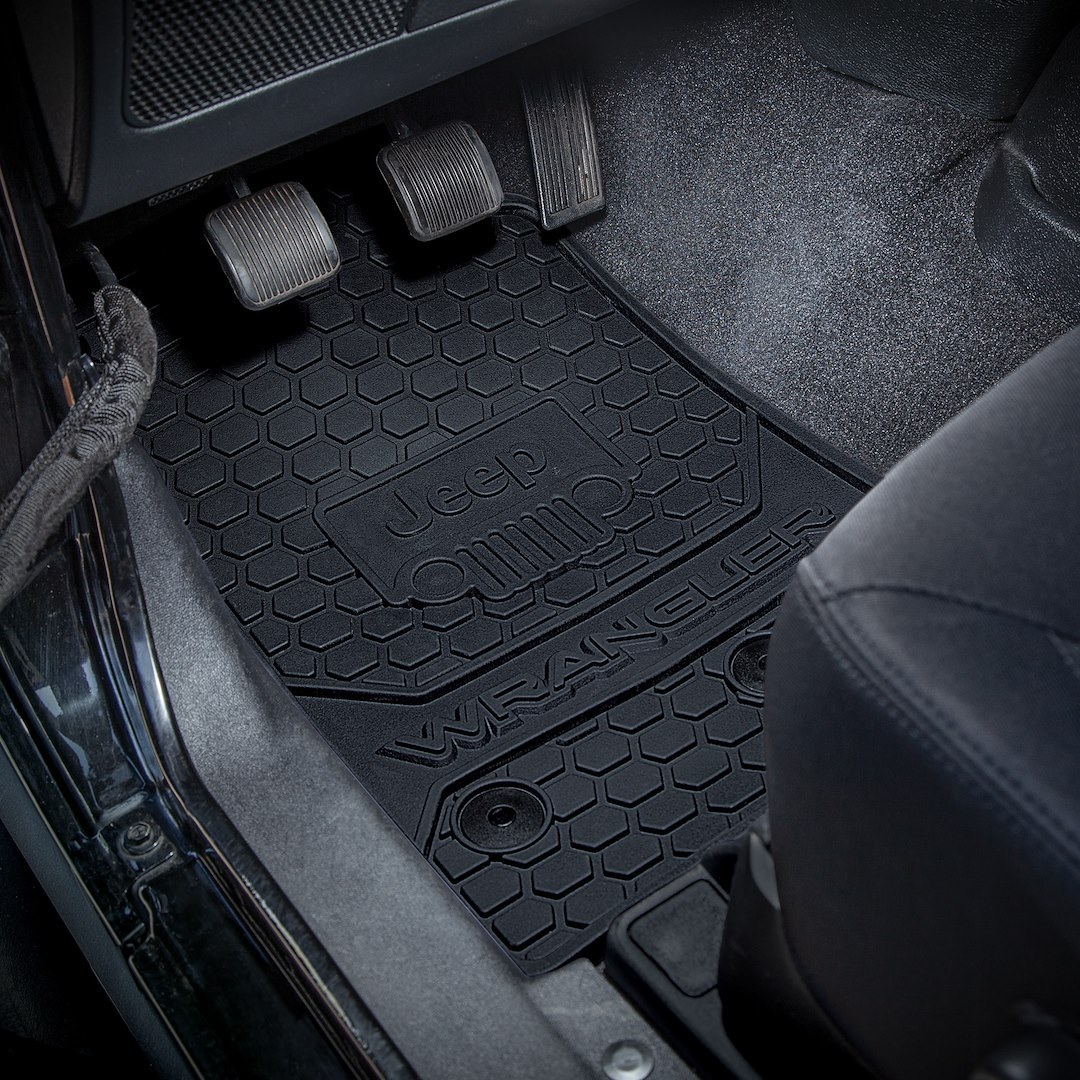 Plasticolor Floor Mat, Black, Direct-Fit, Jeep Logo, Rubber, 2 Piece – 001803R01