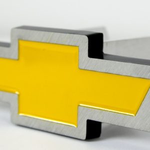 Plasticolor Trailer Hitch Cover, Seat Cover, Fits 2 Inch Receiver, Chevy Bowtie, Yellow/Chrome Plated, Metal – 002207R01