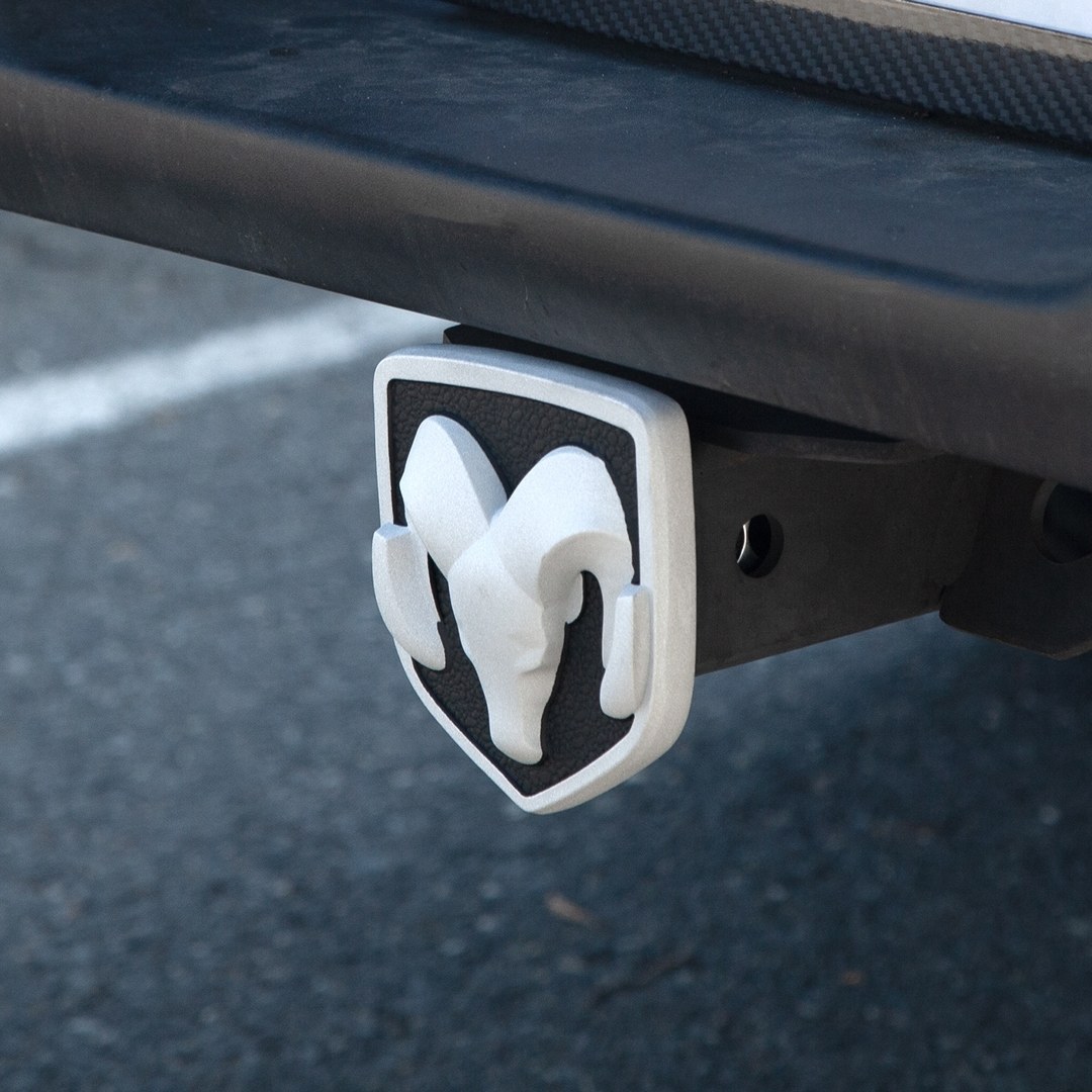 Plasticolor Trailer Hitch Cover, Fits 2 Inch/ 1-1/4 Inch Receiver, Ram Logo, Silver and Black, Metal – 002294R01