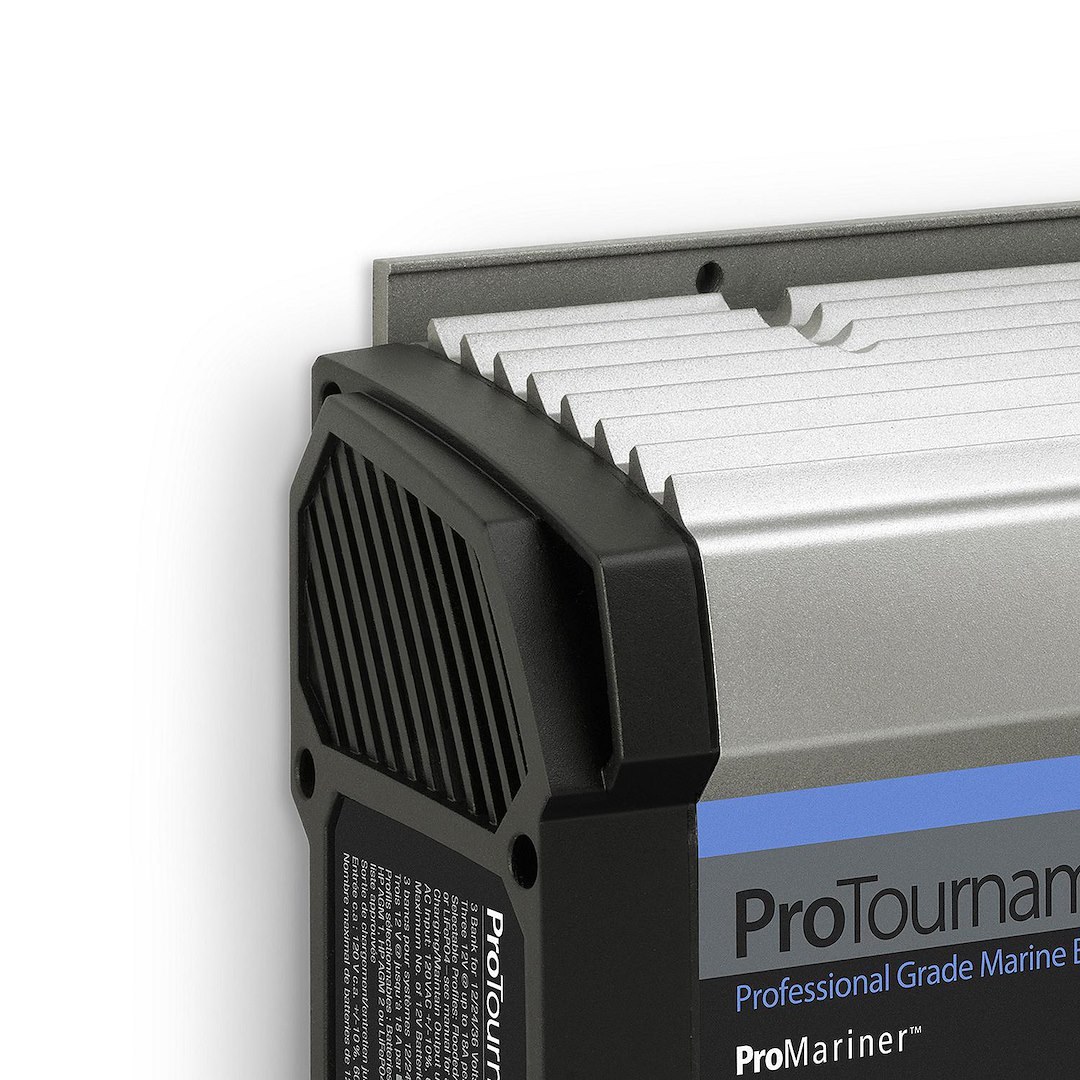 Pro Mariner Battery Charger, Protournament Elite 360 Triple, For 12 Volt Batteries, 3 Bank Charger, 120 Volt Power Supply – 53363