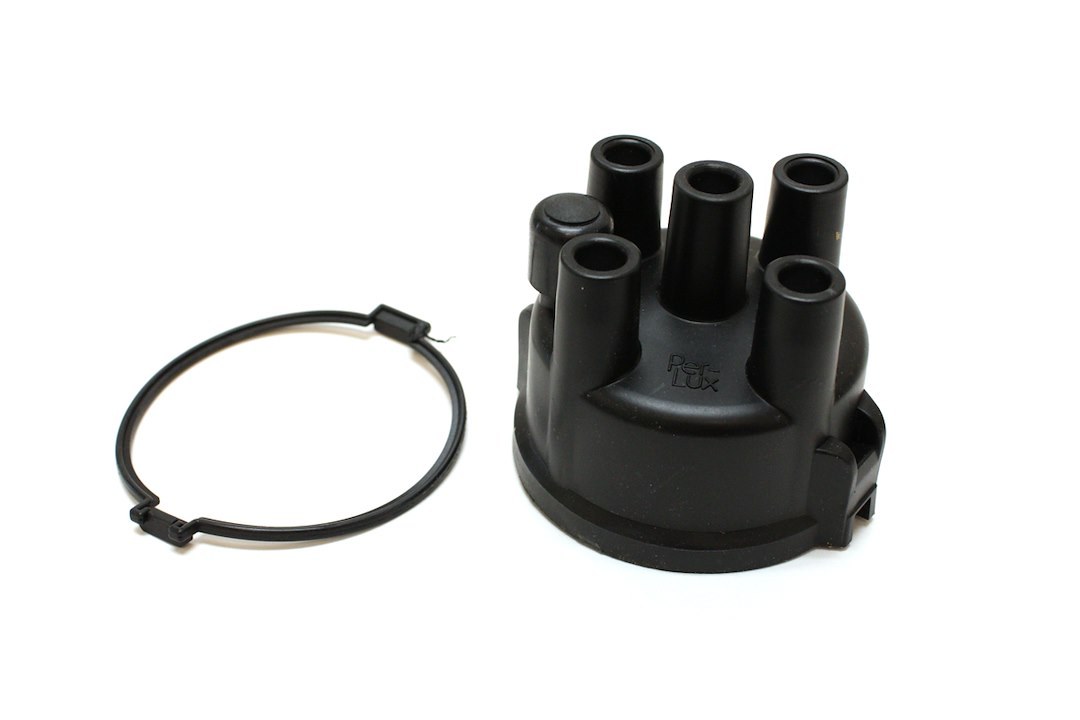 Pertronix Distributor Cap, For Use with Pertronix Part Numbers D41-01A/ D41-05A/ D41-09B/ D41-10B/ D41-19A/ D41-20A – 022-1403