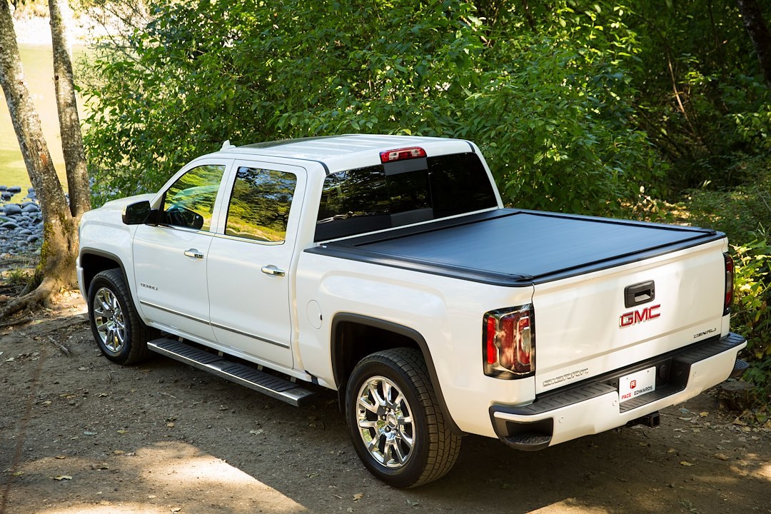 Pace Edwards Tonneau Cover, Ultragroove Electric ™, Power Retractable, Lockable Using Tailgate Handle Lock, Matte Black, Powder Coated – KECA03A25