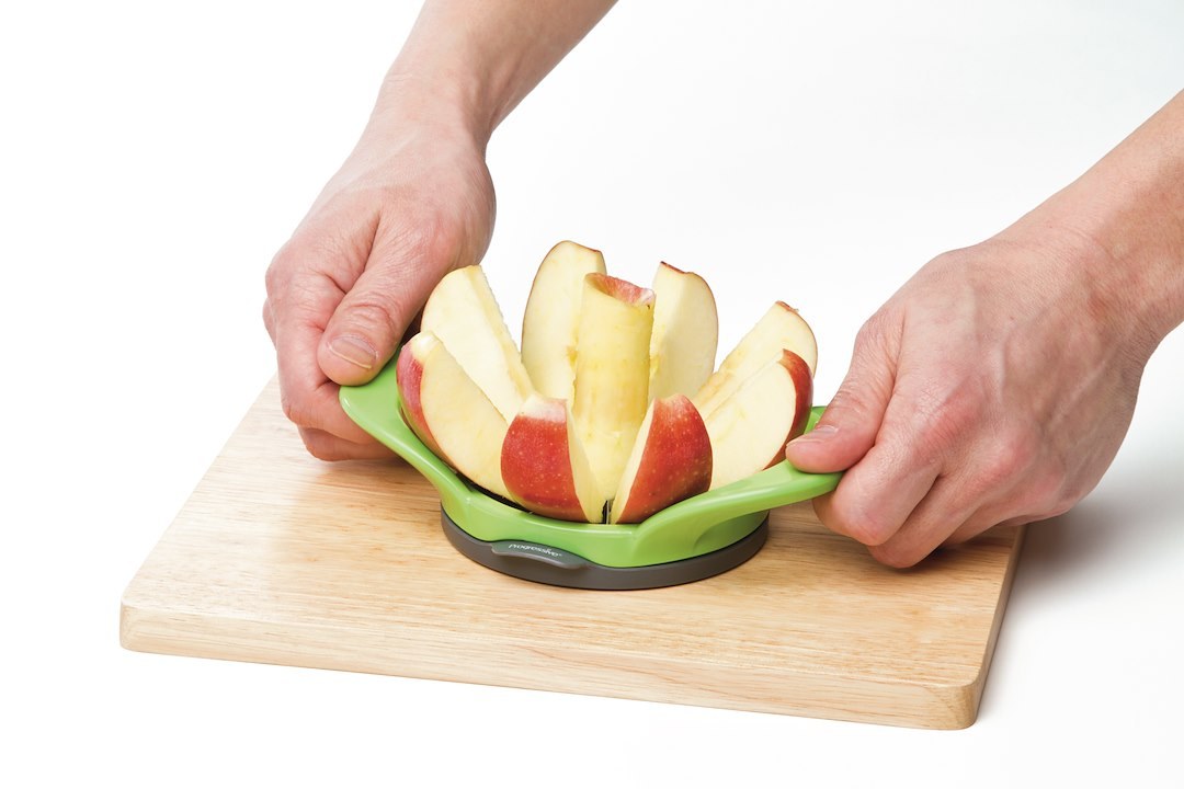 Progress Int Fruit/ Vegetable Corer, Prepworks ®, Use to Remove Core and Slice Apple, Wedge Type, Green with Black Base – GPC-2651