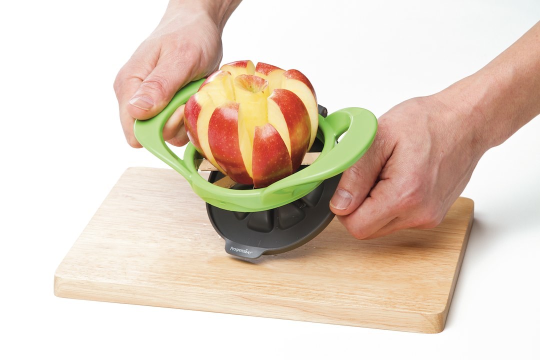 Progress Int Fruit/ Vegetable Corer, Prepworks ®, Use to Remove Core and Slice Apple, Wedge Type, Green with Black Base – GPC-2651