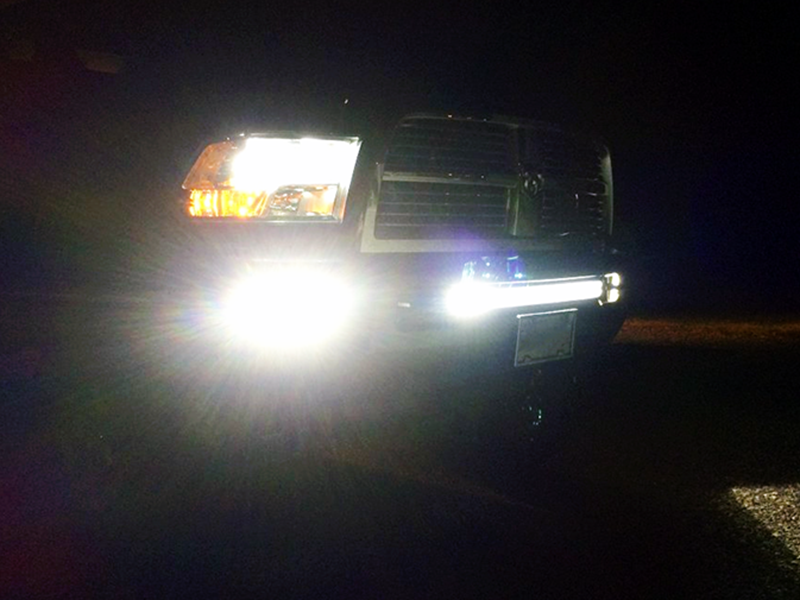 Quake LED Light Bar, Super Nova, 53 Inch Length, White/ Amber Epistar 3 Watt Bulb, 300 Watt/ 25 Amp Draw – QUSN478