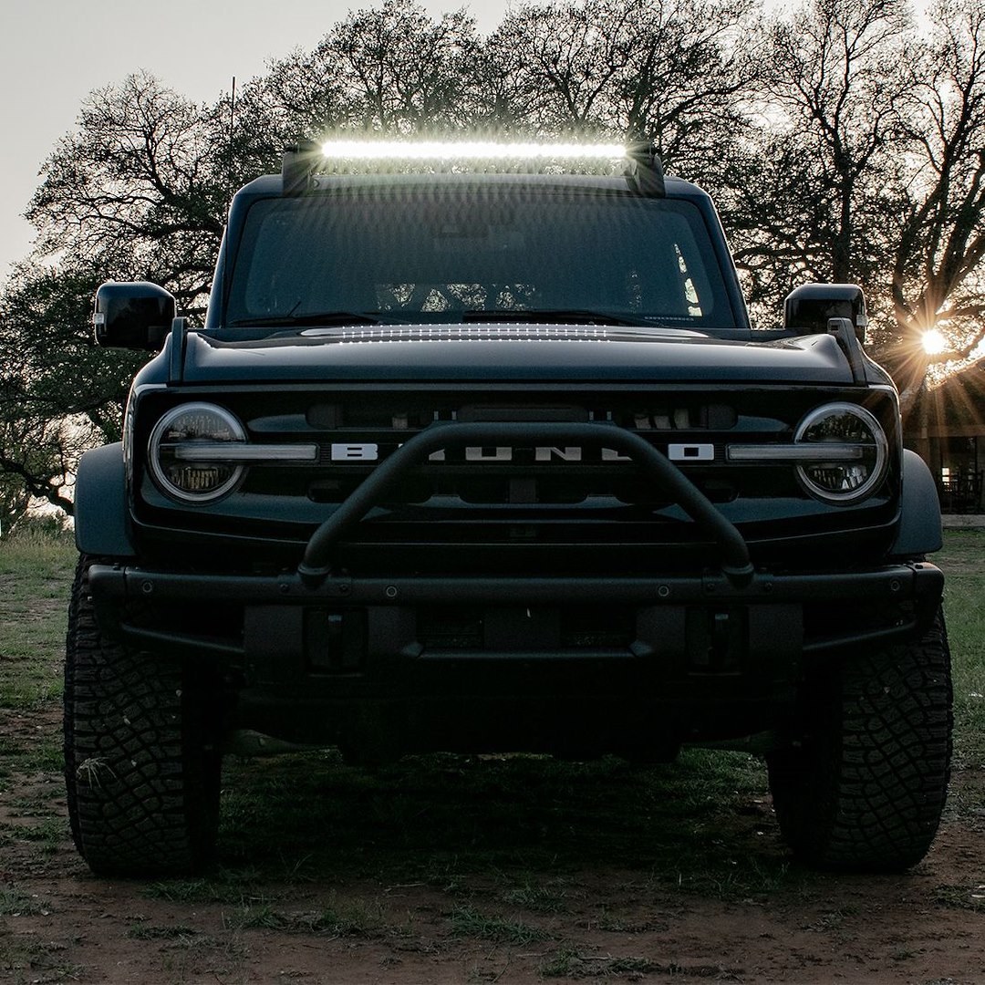 Rigid Industries Light Bar Mounting Kit, Sr Series, Roof Mount, Mounts 40 Inch Sr-Series Spot/Flood Combo Light Bar, Powder Coated, Black – 46726