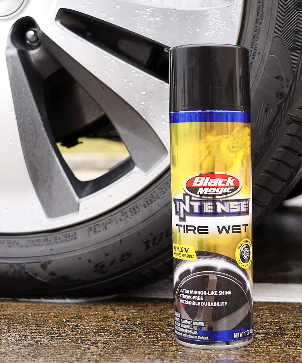 Rain X Tire Dressing, Black Magic ® Intense ™ Tire Wet®, Used to Leave Tires Looking Wet/ Black and Glossy, 17 Ounce Bottle – 120079