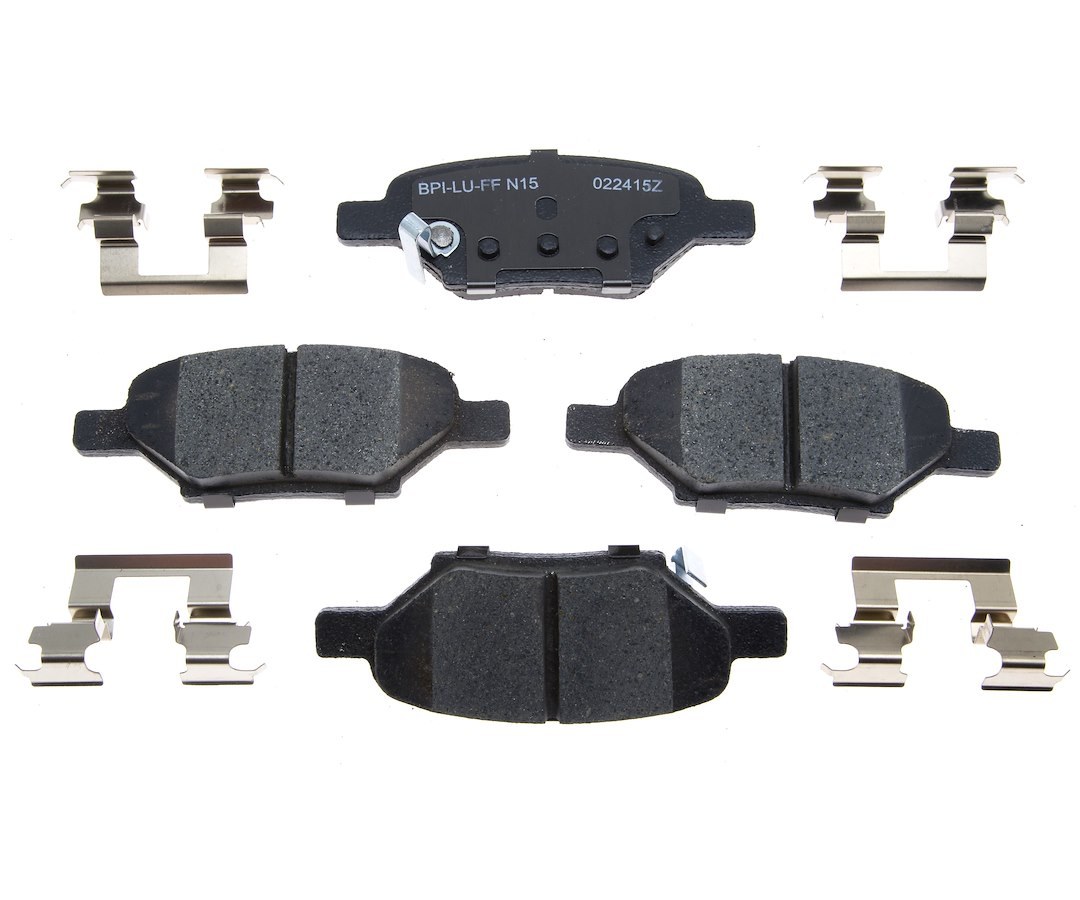 Raybestos R-Line Brake Pad, Ceramic, Includes Mounting Hardware – MGD1033CH