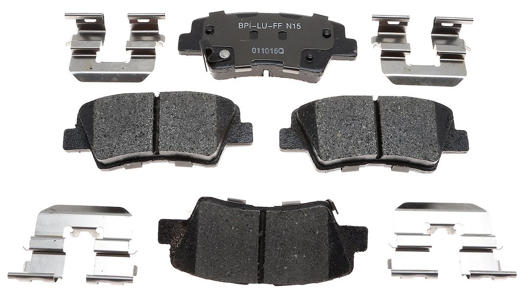 Raybestos R-Line Brake Pad, Ceramic, Includes Mounting Hardware – MGD1313CH