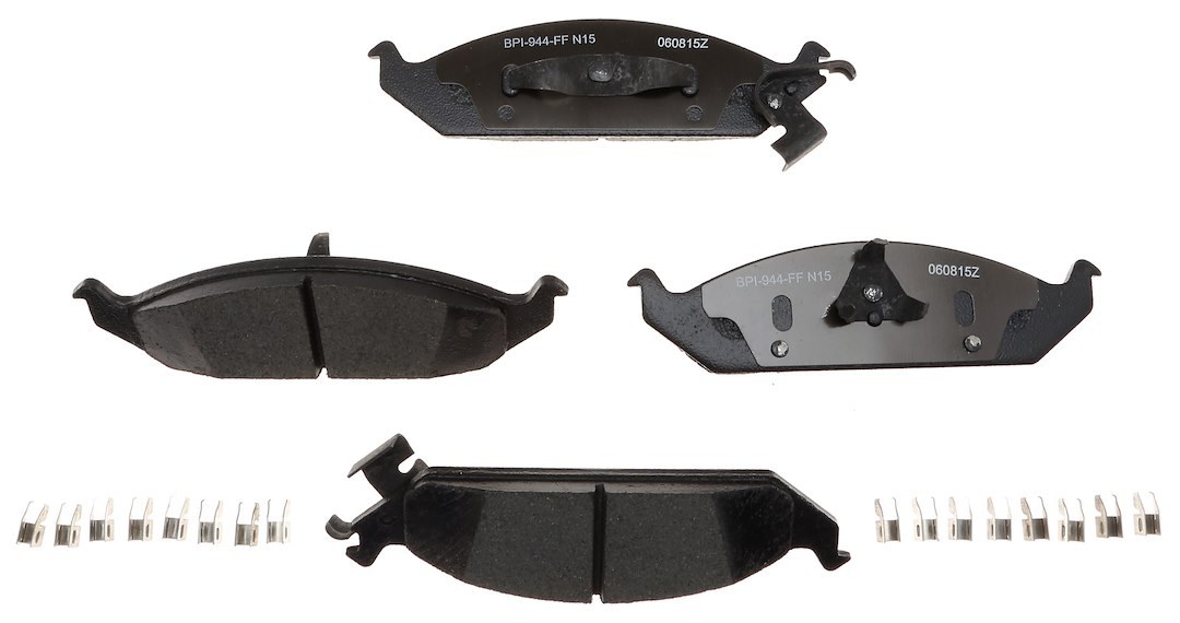 Raybestos R-Line Brake Pad, Metallic, Includes Mounting Hardware – MGD650MH