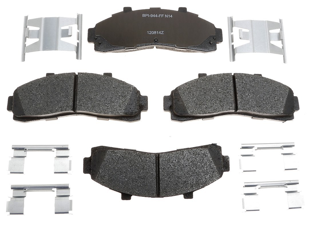 Raybestos R-Line Brake Pad, Metallic, Includes Mounting Hardware – MGD652MH