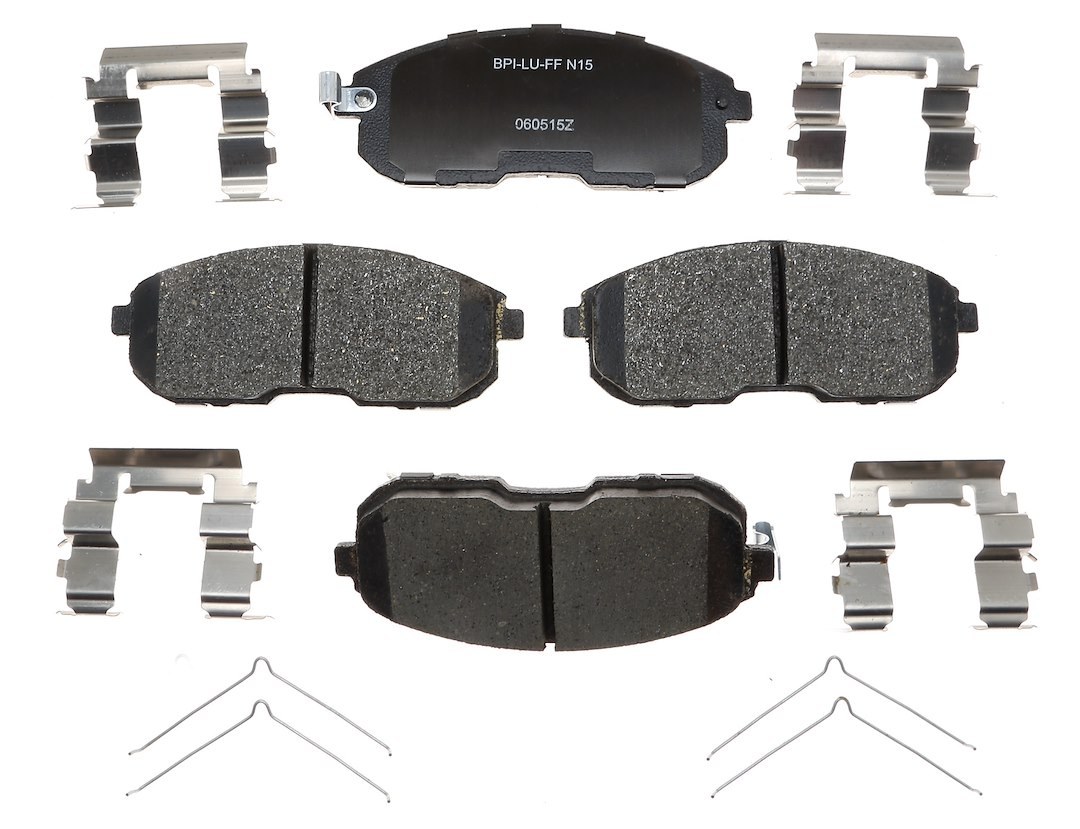 Raybestos R-Line Brake Pad, Ceramic, Includes Mounting Hardware – MGD653CH