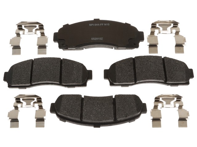 Raybestos R-Line Brake Pad, Metallic, Includes Mounting Hardware – MGD833MH