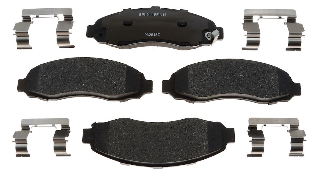 Raybestos R-Line Brake Pad, Metallic, Includes Mounting Hardware – MGD962MH