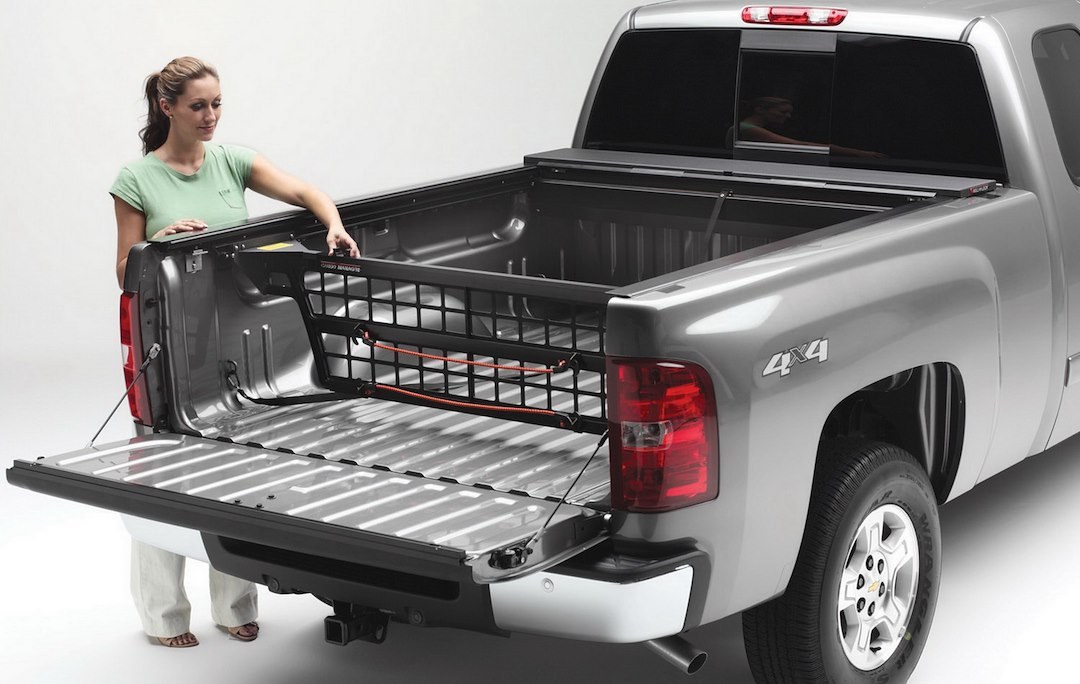 Roll N Lock Bed Cargo Divider, Cargo Manager ®, Works with Roll N Lock Retractable Tonneau Cover, Black, Aluminum, Flip-Up – CM802
