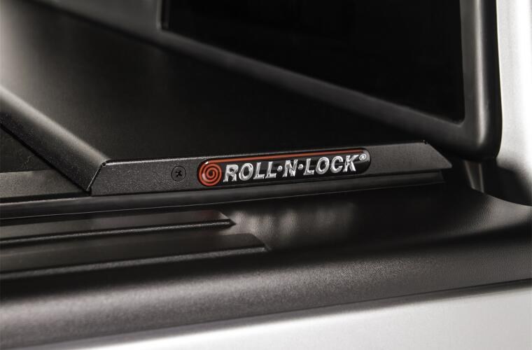 Roll N Lock Tonneau Cover, M-Series™, Manual Retractable, Lockable, Black, Vinyl – LG222M
