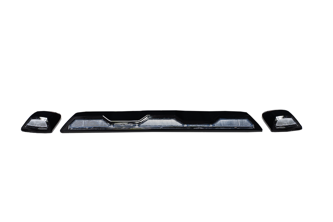 Recon Accessories Roof Marker Light, Direct Fit OEM Style, Clear Lens, LED, White Bulb, With 1 Center Bar and 2 Single Lights – 264158WHCL