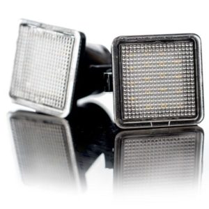 Recon Accessories License Plate Light, LED, OEM Mount, White LED, Chrome Housing – 264908