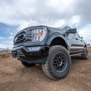ReadyLIFT Lift Kit Suspension, 6 Inch Front Lift, 6 Inch Rear Lift, With Rear Shock ST3000 Absorbers IN Kit, Black Components – 44-21600