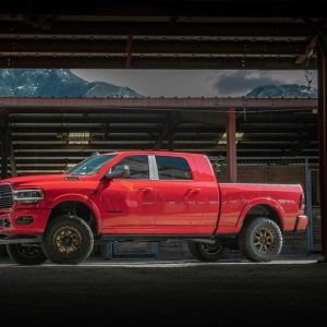 ReadyLIFT Leveling Kit Suspension, 1-1/2 Inch Lift, Coil Springs, With Coil Springs/ Shock Absorber Brackets/ Installation Hardware – 46-19120