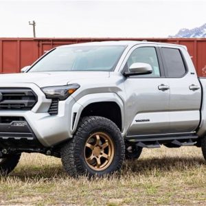 ReadyLIFT Lift Kit Suspension, Sst® Series, 2-1/2 Inch Front Lift, 1 Inch Rear Lift – 69-54250
