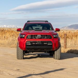 ReadyLIFT Lift Kit Suspension, 2-1/2 Inch Front Lift, 1 Inch Rear Lift, Without Shock Absorbers IN Kit – Shock Change Not Necessary – 69-55250