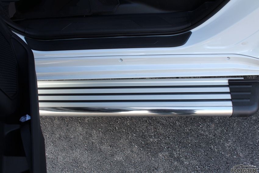 Romik USA Running Board, RB2 Series, Polished, Silver, Aluminum, Unlighted, 450 Pound Capacity, With Mounting Bracket/ Hardware – 21728418