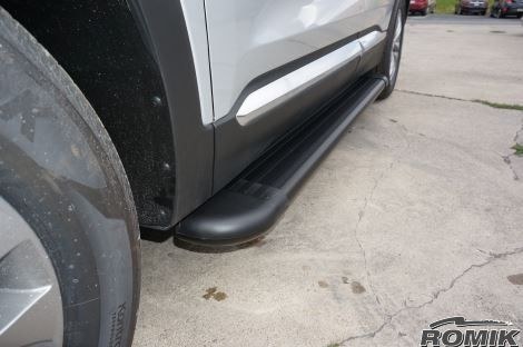 Romik USA Running Board, RB2 Series, Anodized Black, Aluminum, With Black End Caps, Unlighted, Rocker Panel Mount, 450 Pound Capacity – 22215419