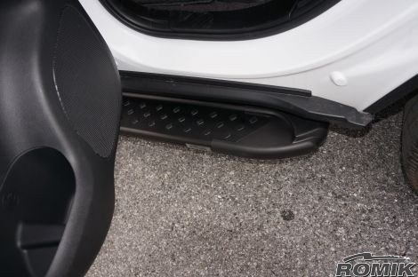Romik USA Running Board, Ral Series, Black Powder Coated, Aluminum, With Black Powder Coated End Caps, Unlighted, 400 Pound Capacity – 61309419